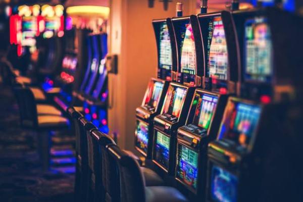 How Online Entertainment Continues to Evolve Within คาสิโนออนไลน์
